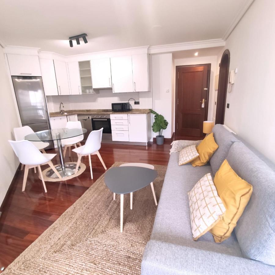 Espectacular Apartamento Olivico Con Parking Vigo Luaran gambar