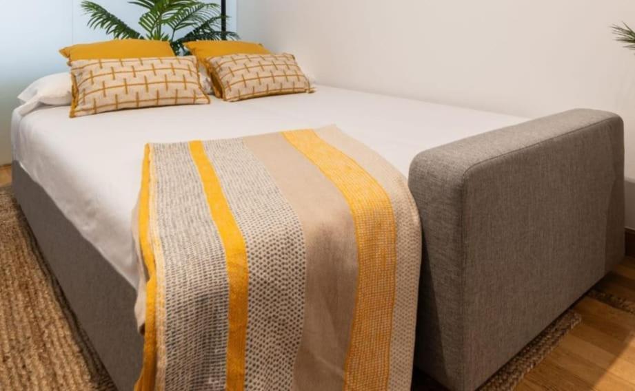 Espectacular Apartamento Olivico Con Parking Vigo Luaran gambar